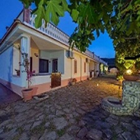 بيسْكيتْشّي B&B La Formichina المظهر الخارجي الصورة