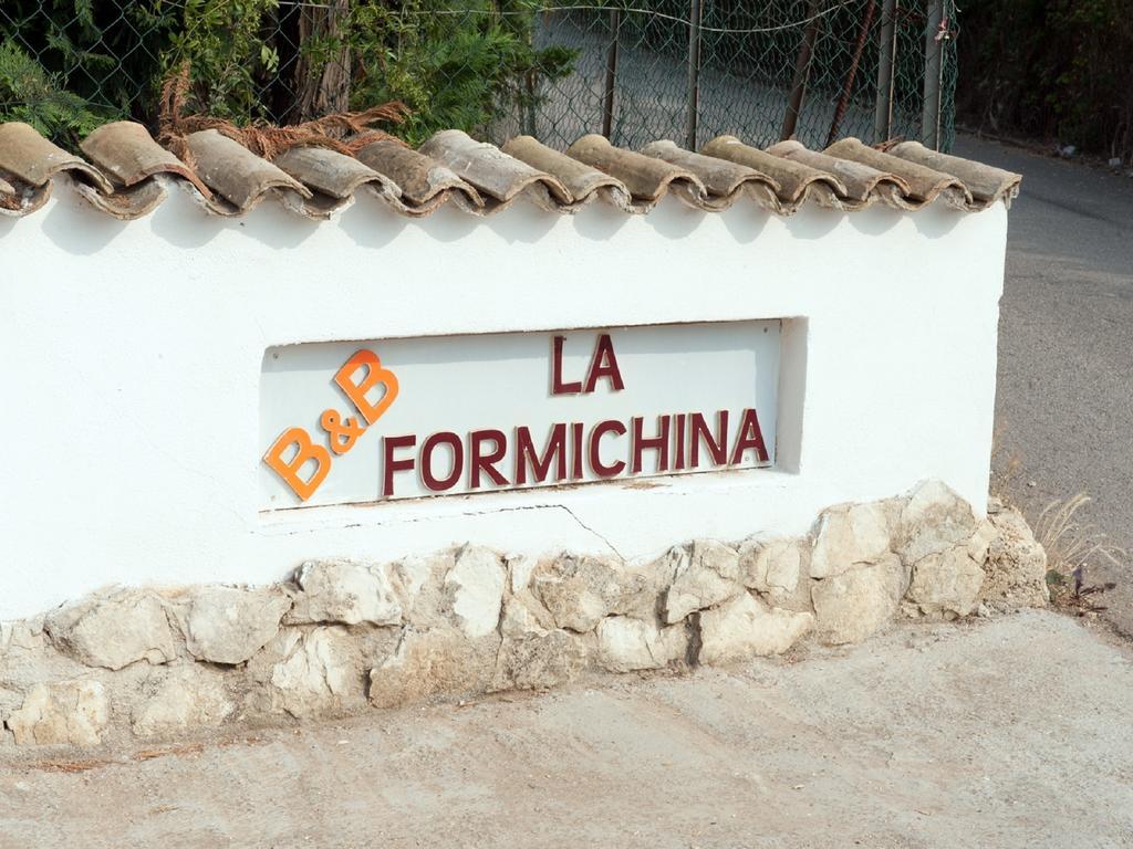 بيسْكيتْشّي B&B La Formichina المظهر الخارجي الصورة