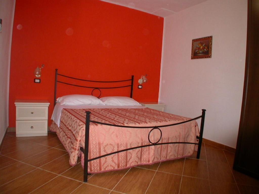 بيسْكيتْشّي B&B La Formichina الغرفة الصورة